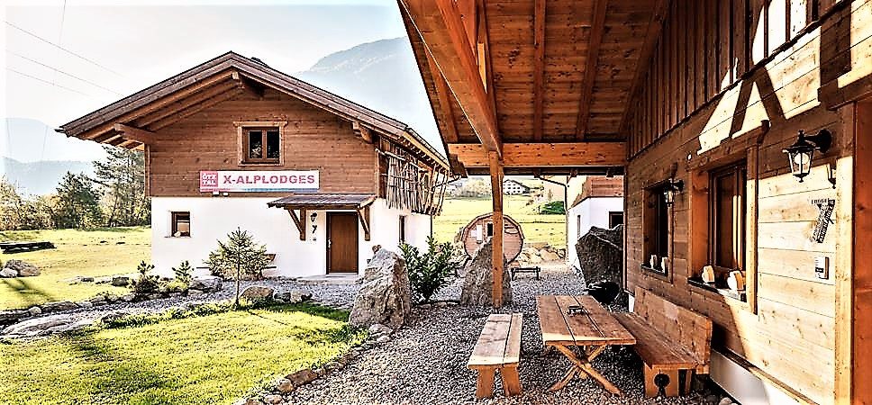 https://www.x-alplodges.at/wp-content/uploads/sites/2/2019/03/X-AlpLodges_968x450-2-2-968x450.jpg