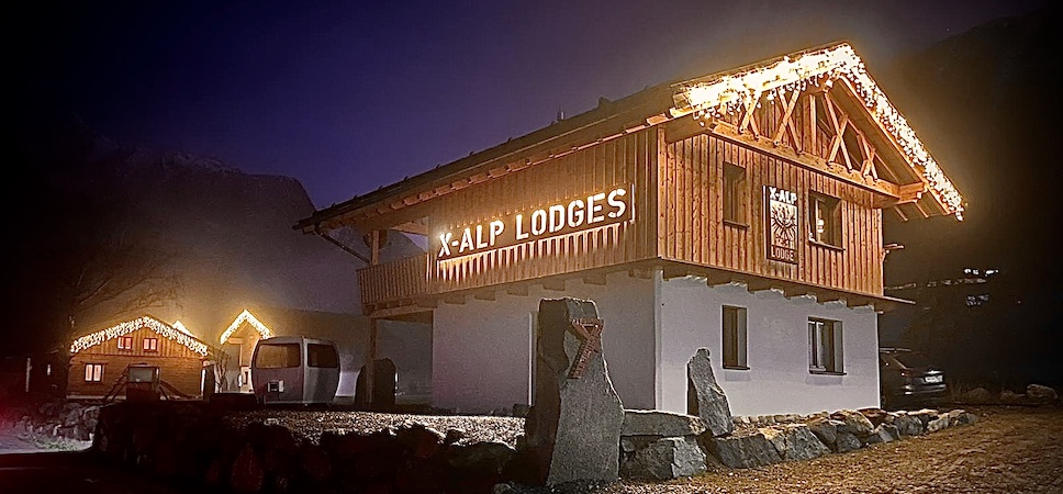 https://www.x-alplodges.at/wp-content/uploads/sites/2/2025/06/2021-Golf-Weihnachtsbeleuchtung_968x450.jpg
